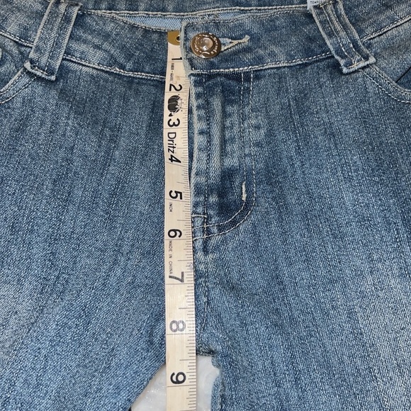 J Secret woman’s sequin boot cut blue jean Size 29. Size 9-10 - Picture 9 of 12
